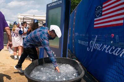 Trump’s state fair melts under heat as ACs stop working forcing some exhibits to close