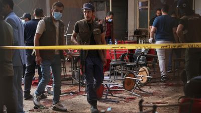 Bomb blast in central Damascus cafe kills several