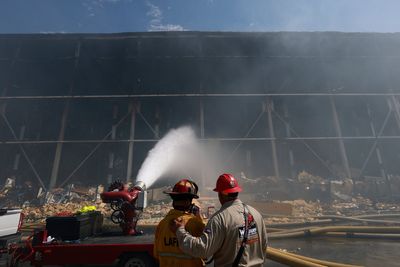 LA warehouse fire released so much pollution into the air it surpassed 2025 wildfires that ravaged city