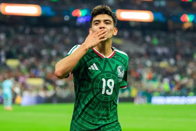 Who is Gilberto Mora? Mexico pocket rocket has England upset in his teenage sights