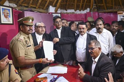 Faizabad Bar Association seeks FIR against Champat Rai, others