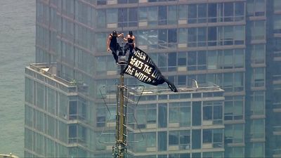 Daredevil couple charged with felonies for Empire State Building proposal stunt