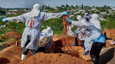 DR Congo Ebola outbreak tops 400 deaths as virus reaches major city