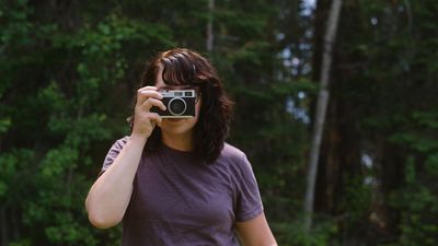 I gave up my iPhone for a screen-free compact camera. I didn’t miss the screen, but I did miss these two things