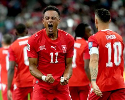 Manzambi dazzles as Switzerland stroll into last 16 with win over Algeria