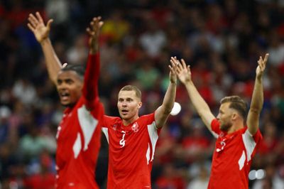Embolo, Ndoye fire Switzerland past Algeria into World Cup last 16