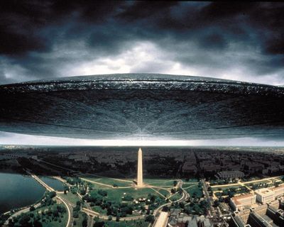 The making of Independence Day at 30: ‘I panicked and raced to set to rewrite’
