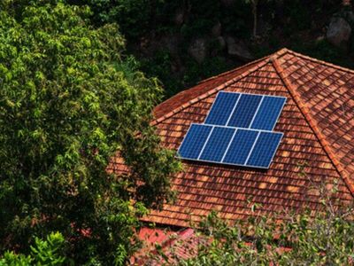 Rooftop solar failed to cut bills: Court orders renewable energy company to pay Rs 25,265 refund and compensation for poor power generation