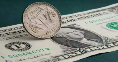 Rupee closes at 95.21 vs USD, falls on-week as merchant, NDF-linked flows blunt dollar retreat