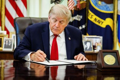 'We are in a new era': Trump's bombshell $2.2 billion income haul, the 'Big Player Theory' and what happens when the president becomes the bubble