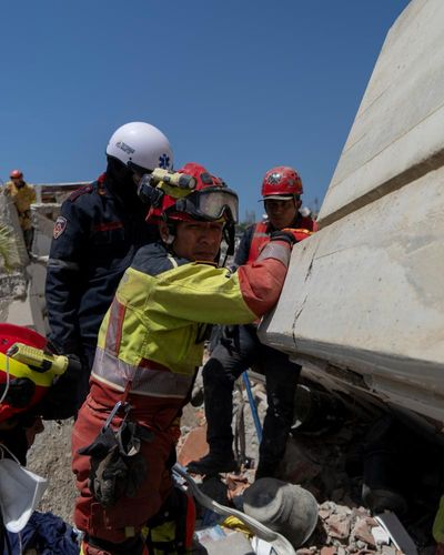‘I can only describe it as a war zone’: the rescuers navigating Venezuela’s post-quake hellscape
