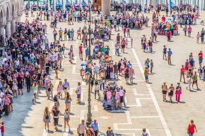 Venice mayor seeking approval to introduce dynamic pricing for visitors