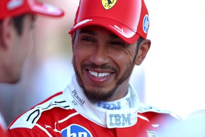 Jacques Villeneuve defends Lewis Hamilton over F1 retirement claims