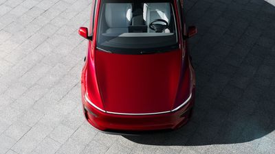 Tesla silences critics with knockout EV sales as Elon Musk controversy fades — but it still can't stop BYD from reclaiming the global crown