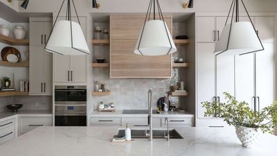 Kitchen Sink Ideas – All The Inspiration You Need for Modern, Farmhouse and Classic Spaces