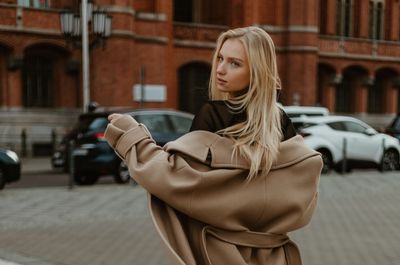 Move Over, Trench: Car Coat Fashion Is the Chic Outerwear Trend Everyone Wants Now
