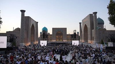 A Silk Road destination wants tourists to stay longer