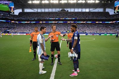 Who is Drew Fischer? The referee for Argentina vs Cape Verde