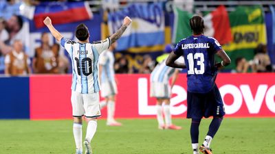Argentina see off spirited Cape Verde to qualify for World Cup last 16