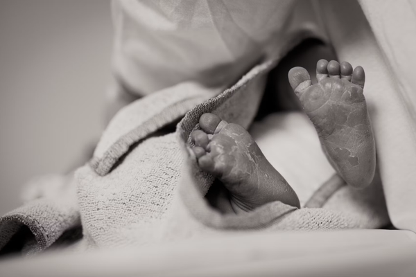 Arizona Doctor Faces No Criminal Charges After Wrongly Declaring a Living Toddler Dead and Sending Him to a Hospital Morgue