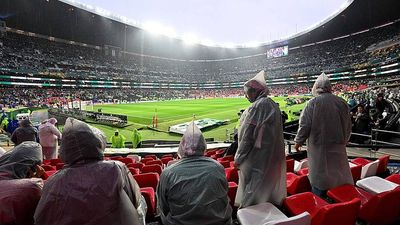 How Mexico vs. England Kickoff Debate Led to Five Hours of Chaos