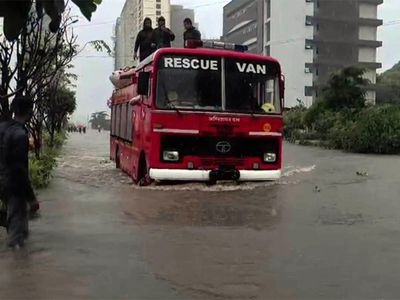 IMD issues red alert in Mumbai, Thane amid heavy downpour; Ram Mandir area records 206.5 mm rainfall