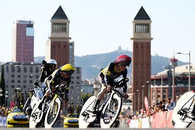 Visma-Lease a Bike win team time trial on Tour de France stage 1 as Jonas Vingegaard roars into the yellow jersey