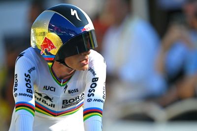 'I don't know what happened to Florian' - Remco Evenepoel takes charge in Tour de France team time trial as Lipowitz loses contact on final climb