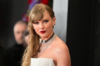 Taylor Swift’s favourite teacher and former security guard dies aged 69