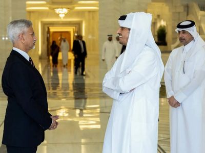 EAM Jaishankar meets Qatar PM; reviews bilateral cooperation, regional developments