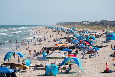 Marine heatwave moving in from Pacific could cause weather chaos for months