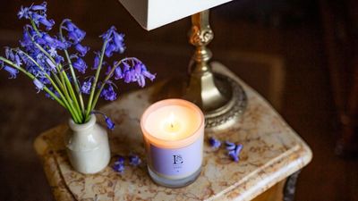 This Simple 5-Second Candle Habit Could Save You From Soot Stains – And It Makes Every Burn Cleaner