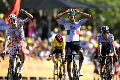 Isaac del Toro wins Tour de France stage two ahead of Tadej Pogačar as UAE Team Emirates-XRG dominate Barcelona finale
