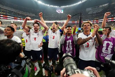 Mexico 2-3 England: Three Lions see off El Tri in breathless World Cup classic