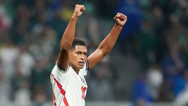Mexico vs. England Player Ratings: Three Lions Escape Estadio Azteca Epic