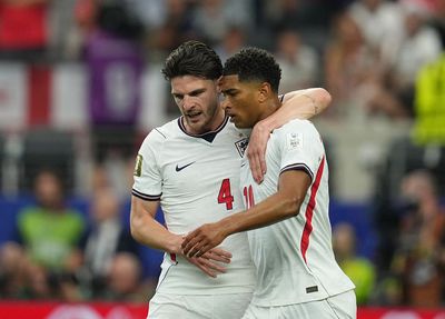 Who are the BBC pundits, commentators and presenters for Mexico vs England?