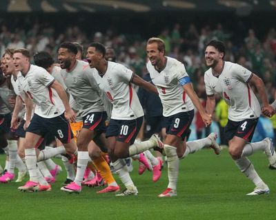 England rise to Azteca occasion and see off ghosts, time and Mexico