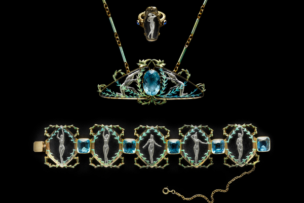 €4 Million Jewelry Heist Rocks French Museum Weeks After Security Fears Intensified