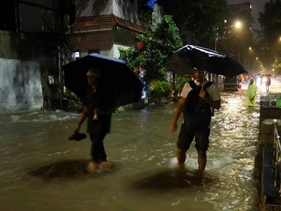 13 people dead as record-breaking rains batter Mumbai