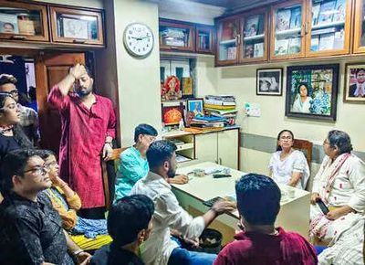 Baruipur Case: Mamata-loyalist TMC team visits kin of raped-killed girl amid prohibitory orders