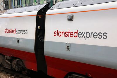 Major UK airport to trial overnight trains for first time this summer