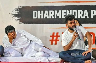 CJP protest day 17: Wangchuk's fast enters 9th day, Dipke claims police filming women volunteers