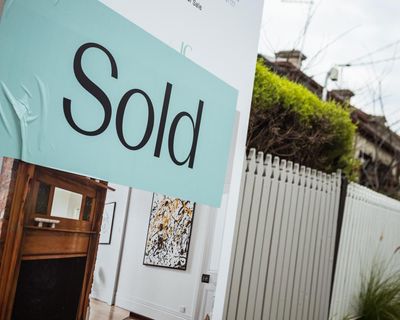 Higher-earning Australians flocking to 5% first home deposit scheme, with some borrowers earning over $200,000