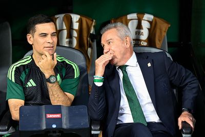 Mexico's Javier Aguirre Hopeful About the Future Despite Heartbreaking Loss to England: 'We Are on the Right Track'