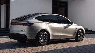 Tesla Model Y L Debuts With A Human-Sized Third Row