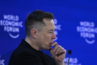 SpaceX's supervoting shares put a decades-old governance debate back in play