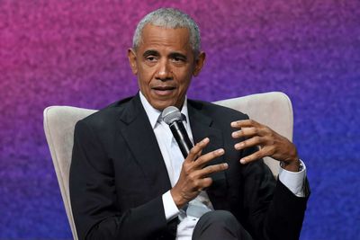 The Best Life Advice by Barack Obama: 'You don’t have to get to 100% certainty on your big decisions...'- Got a tough decision to make? Here's the former U.S. President's 51% rule that will help you stop overthinking forever and make confident decisions in no time