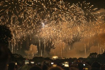 Record fireworks display choked Washington in toxic smoke