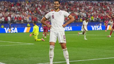 Merino's late strike takes Spain past Portugal into World Cup quarter-finals