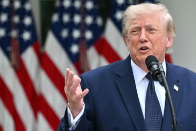 Nato allies seek to win over Trump after Iran ire